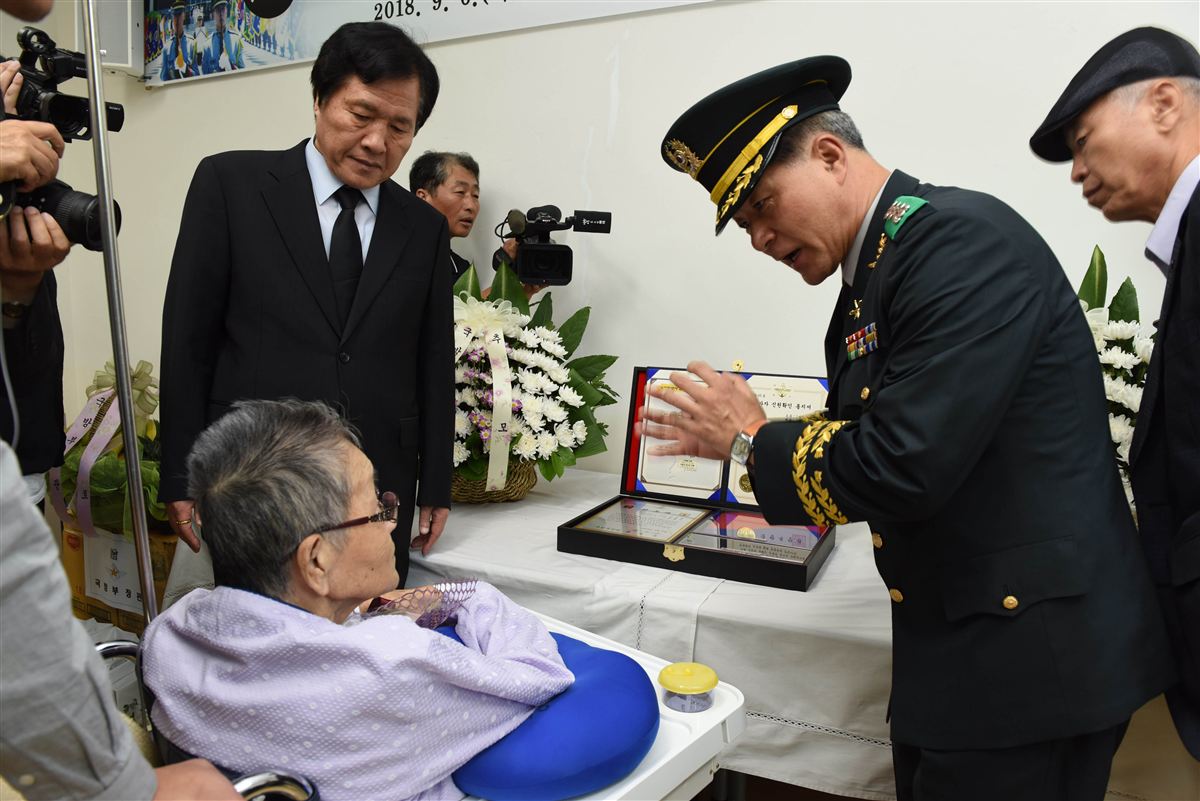 故 김정권 이등중사 귀환행사