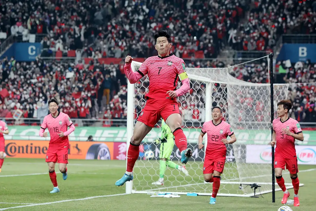 2022년 이란전 손흥민의 경기 사진